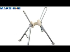 فرآیند ریختن رولر زمین کابل لوله فولادی بالا برای قرار دادن کابل برق